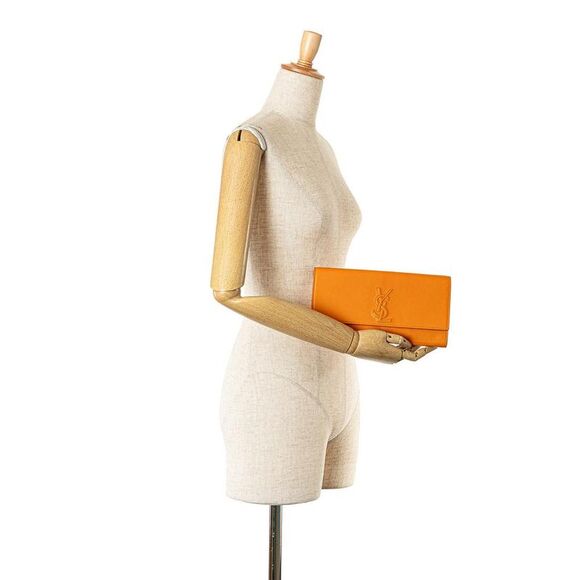 Pre Loved Yves Saint Laurent Leather Belle De Jour Clutch - Picture 6 of 6